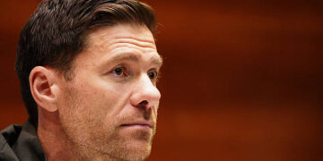 Chelsea-Xabi Alonso