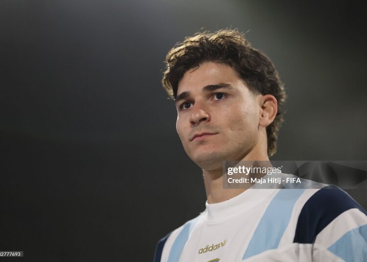 ARLINGTON, TEXAS - JUNE 22: Julian Alvarez #9 of Argentina arrives at the stadium before the FIFA World Cup 2026 Group J match between Argentina and Austria at Dallas Stadium on June 22, 2026 in Arlington, Texas. (Photo by Maja Hitij - FIFA/FIFA via Getty Images)