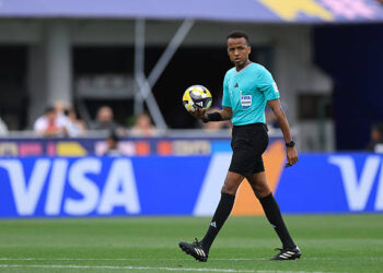 Referee Omar Artan holds the match ball during the FIFA U-20 World Cup Chile 2025 third place match between Colombia and France at Estadio Nacional Julio Martínez Prádanos on October 18, 2025 in Santiago, Chile. (Photo by Buda Mendes - FIFA/FIFA via Getty Images)