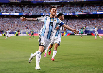 KANSAS CITY, MISSOURI - JUNE 16: Lionel Messi #10 of Argentina celebrates scoring his team's first goal during the FIFA World Cup 2026 Group J match between Argentina and Algeria at Kansas City Stadium on June 16, 2026 in Kansas City, Missouri. (Photo by Charlotte Wilson/Getty Images)