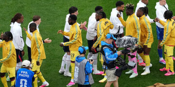 England's Djed Spence (left) appears to avoid a handshake with Ghana's Thomas Partey ahead of the FIFA World Cup Group L match at Boston Stadium. Former Arsenal midfielder Thomas Partey was heavily booed by England fans and Djed Spence appeared to snub a handshake with the Ghana international ahead of the clash in Boston. Picture date: Tuesday June 23, 2026. (Photo by Nick Potts/PA Images via Getty Images)