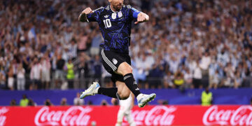 ARLINGTON, TEXAS - JUNE 27: Lionel Messi #10 of Argentina celebrates scoring his team's third goal during the FIFA World Cup 2026 Group J match between Jordan and Argentina at Dallas Stadium on June 27, 2026 in Arlington, Texas. (Photo by Ryan Pierse - FIFA/FIFA via Getty Images)