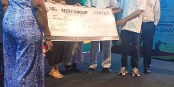 EEZZY Group chairman Mohammed Raii with his family presenting the donation