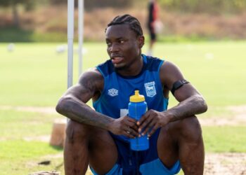 Fatawu Issahaku training after signing