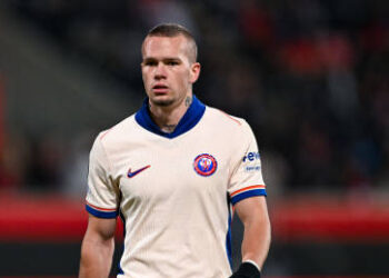 HEIDENHEIM, GERMANY - NOVEMBER 28: Mykhaylo Mudryk of Chelsea FC reacts during the UEFA Conference League 2024/25 League Phase MD4 match between 1. FC Heidenheim 1846 and Chelsea FC at Voith-Arena on November 28, 2024 in Heidenheim, Germany. (Photo by Daniel Kopatsch/Getty Images)