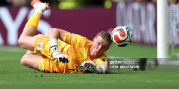 Jordan Pickford #1 of England makes a save during the FIFA World Cup 2026 Quarter Final match between Norway and England (Photo by Dustin Satloff/Getty Images for Rexona)