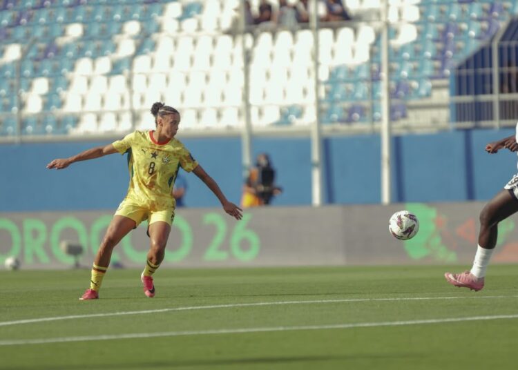 Chantelle Boye-Hlorkah with Ball