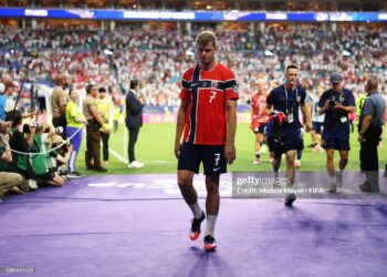 Alexander Sorloth #7 of Norway walks off the pitch after the 1-2 loss during the FIFA World Cup 2026 Quarter Final match between Norway and England (Photo by Maddie Meyer - FIFA/FIFA via Getty Images)