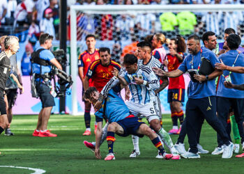 Leandro PAREDES of Argentina violent Eric GARCIA of Spain after the 2026 FIFA World Cup - Final match between Spain and Argentina at MetLife Stadium on July 19, 2026 in East Rutherford, New Jersey. (Photo by Johnny Fidelin/Icon Sport via Getty Images)