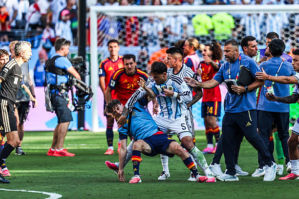 Leandro PAREDES of Argentina violent Eric GARCIA of Spain after the 2026 FIFA World Cup - Final match between Spain and Argentina at MetLife Stadium on July 19, 2026 in East Rutherford, New Jersey. (Photo by Johnny Fidelin/Icon Sport via Getty Images)