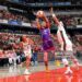 Alyssa Thomas #25 of the Phoenix Mercury drives to the basket during the game against the Indiana Fever (Photo by A.J. Mast/NBAE via Getty Images)