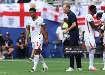 Thomas Tuchel, Manager of England, speaks with Jude Bellingham #10 of England during the FIFA World Cup 2026 Quarter Final match between Norway and England (Photo by Eddie Keogh - The FA/The FA via Getty Images)