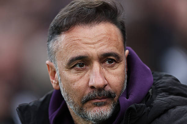 Vitor Pereira, Manager of Nottingham Forest, looks on. (Photo by James Fearn/Getty Images)
