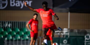 Ernest Poku of Leverkusen (Photo by Jörg Schüler/Bayer 04 Leverkusen via Getty Images)