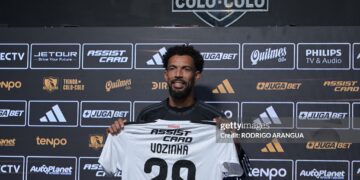 Cape Verde's goalkeeper Vozinha holds his uniform during his presentation as a new Colo Colo player at Monumental Stadium in Santiago on August 4, 2026. Vozinha, goalkeeper and one of the standout players of Cape Verde's surprising run at the 2026 World Cup (Photo by Rodrigo ARANGUA / AFP via Getty Images)