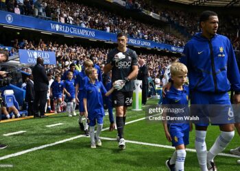 Emiliano Martinez of Chelsea walks out onto the pitch before the Premier League 2026/27 match between Chelsea FC and Brighton & Hove Albion at Stamford Bridge on August 30, 2026 in London, England. (Photo by Darren Walsh/Chelsea FC via Getty Images)