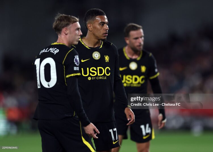 Cole Palmer and Morgan Rogers of Chelsea speak during the Premier League 2026/27 match between Brentford and Chelsea FC (Photo by Chris Lee - Chelsea FC/Chelsea FC via Getty Images)