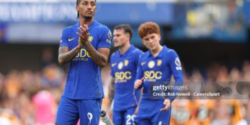 Chelsea's Joao Pedro applauds the fans at the final whistle during the Premier League 2026/27 match between Chelsea FC and Hull City (Photo by Rob Newell - CameraSport via Getty Images)