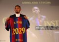 Brazilian forward Gabriel Jesus poses with his jersey during his official presentation as FC Barcelona's new football player on September 1, 2026 in Barcelona (Photo by Lluis GENE / AFP via Getty Images)