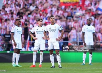 Jude Bellingham of Real Madrid reacts after Alex Grimaldo of Atletico Madrid (not pictured) scores his team’s first goal during the LaLiga EA Sports 2026/27 match between Atletico de Madrid and Real Madrid (Photo by Mateo Villalba Sanchez/Getty Images)