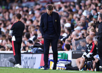 Michael Carrick, Manager / Head Coach of Manchester United looks dejected during the Premier League 2026/27 match between Fulham and Manchester United at Craven Cottage on September 20, 2026 in London, United Kingdom. (Photo by Marc Atkins/Getty Images)