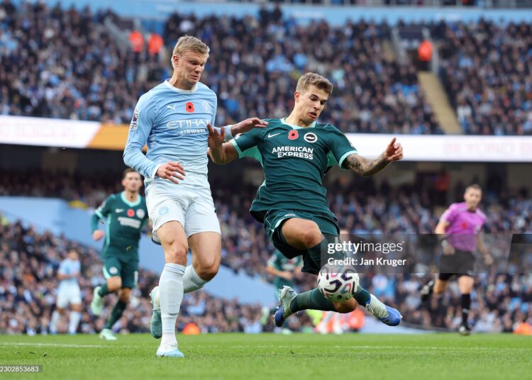 Erling Haaland of Manchester City is challenged by Luka Vuskovic of Brighton & Hove Albion during the Premier League 2026/27 match between Manchester City and Brighton & Hove Albion (Photo by Jan Kruger/Getty Images)