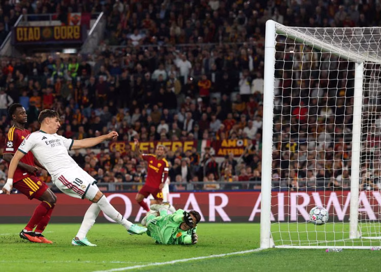 Carlos Espi scores the second goal . Photo Courtesy: Getty Images