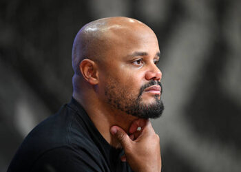 Vincent Kompany, Manager of FC Bayern Munich, speaks to the media during a press conference after the UEFA Champions League 2026/27 League Phase MD3 match between FC Bayern München and Arsenal FC at Football Arena Munich on October 21, 2026 in Munich, Germany. (Photo by Stuart Franklin - UEFA/UEFA via Getty Images)